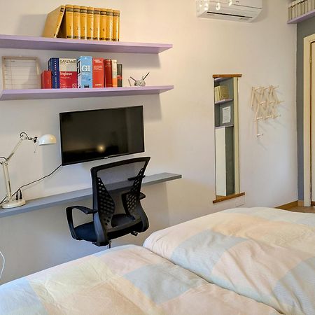 Alma Vacation Apartment In The Centre, Big Terrace Milano Exteriör bild