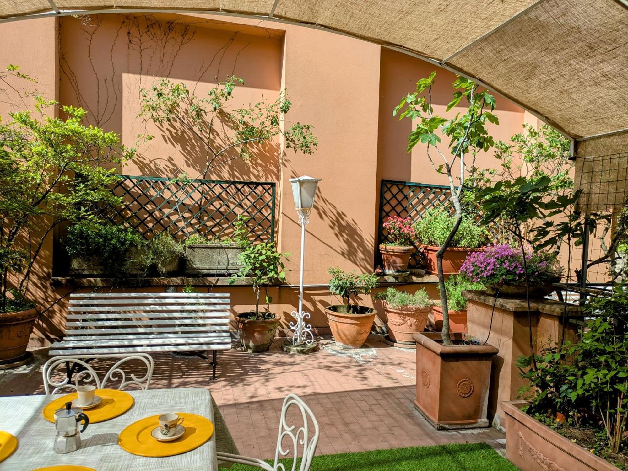 Alma Vacation Apartment In The Centre, Big Terrace Milano Exteriör bild