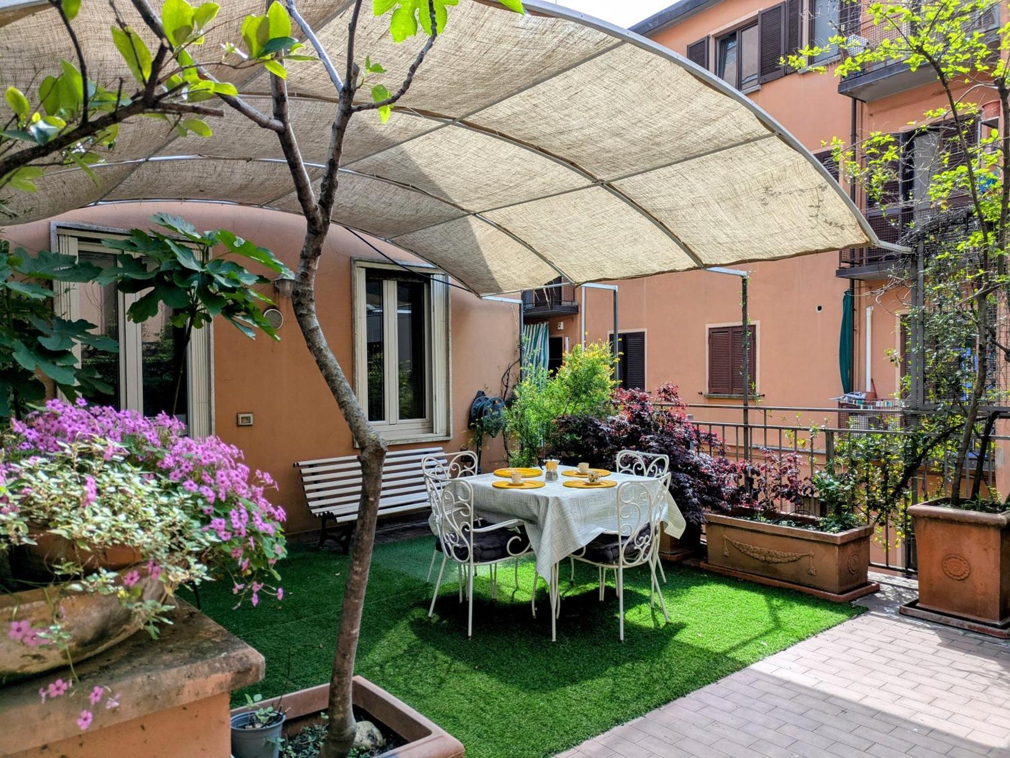 Alma Vacation Apartment In The Centre, Big Terrace Milano Exteriör bild
