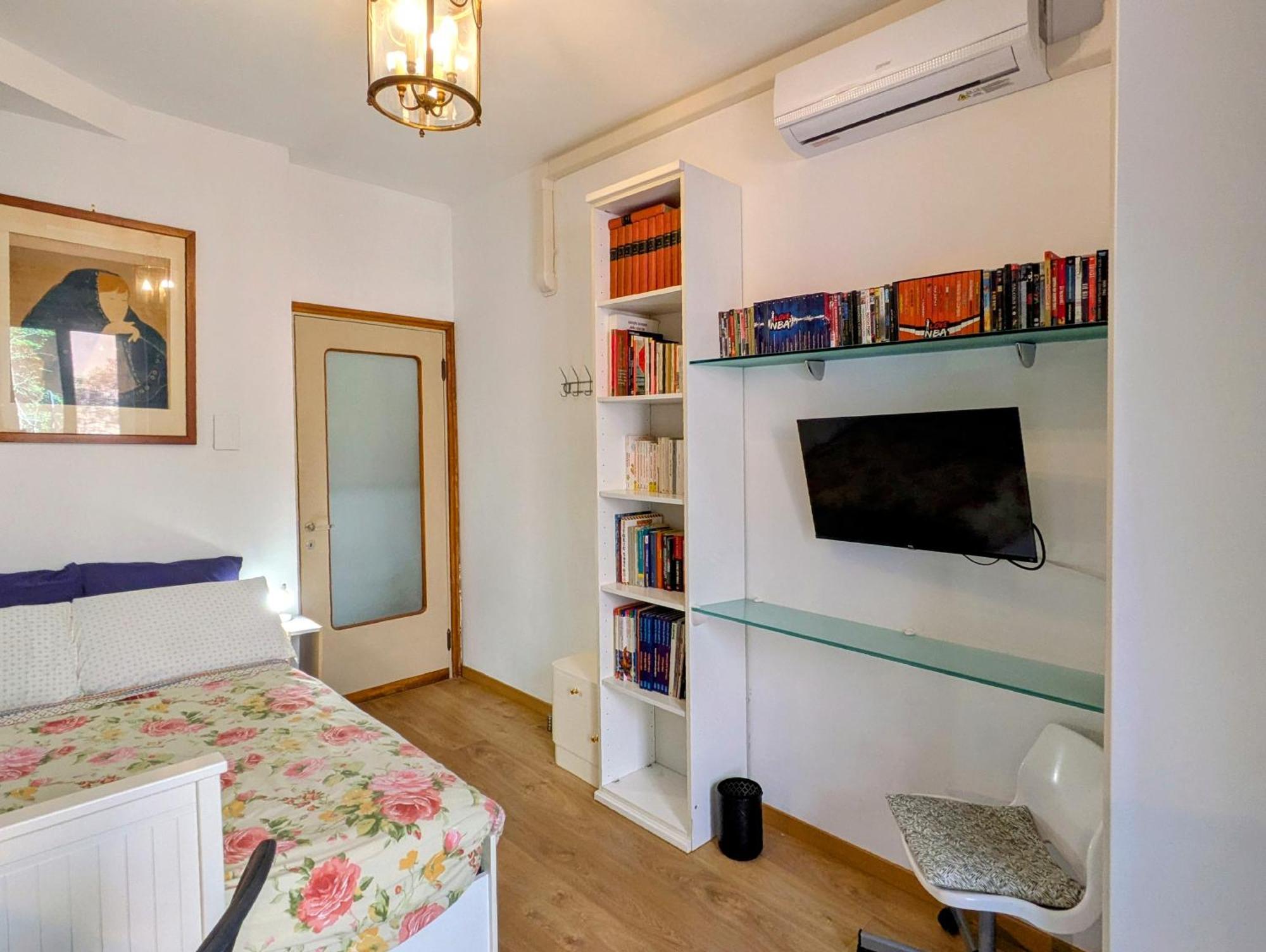 Alma Vacation Apartment In The Centre, Big Terrace Milano Exteriör bild