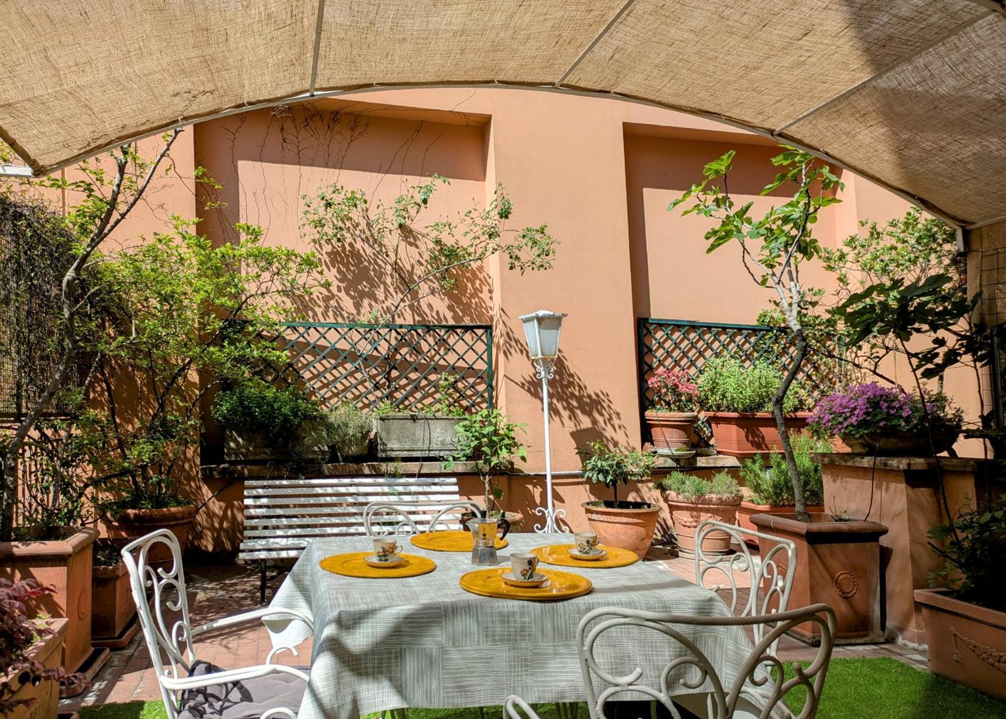 Alma Vacation Apartment In The Centre, Big Terrace Milano Exteriör bild